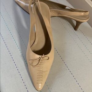 Valerie Stevens Tan Kitten Heels with Bow Detail